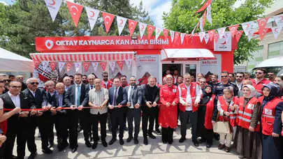 Oktay Kaynarca’dan Kızılay’a anlamlı destek: İsmi Malatya’daki merkezde yaşayacak