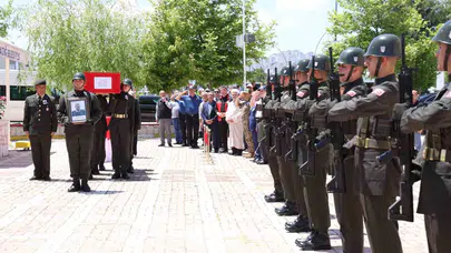 Vatan borcunu onurla ödemişti: Kıbrıs Gazisi Şahin Acar dualarla uğurlandı