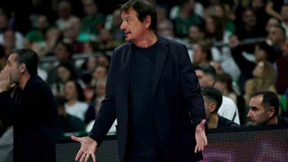 Ergin Ataman'dan Olympiakos taraftarına sert çıkış: Yunan basketbolunun gerçeğini yüzlerine vurdu