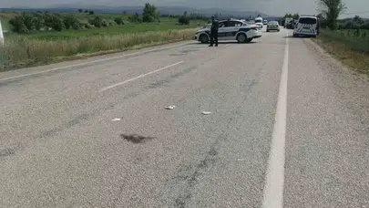 Yalvaç yolunda korkunç kaza: Motosiklet sürücüsü yaşam mücadelesi veriyor