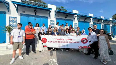 Afyon’un genç elçileri Tunus yolcusu: Kültür köprüleri kurdular