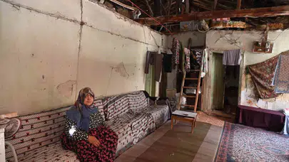 Isparta’da yürek ısıtan dayanışma: Yıkılmak üzere olan evin yerine yuva kurdular