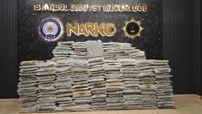 Arnavutköy’de zehir tacirlerine ağır darbe: 400 kiloya yakın uyuşturucu ele geçirildi