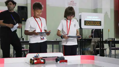 Geleceğin mühendisleri Bolu’da buluştu: Robotlar kıyasıya yarıştı