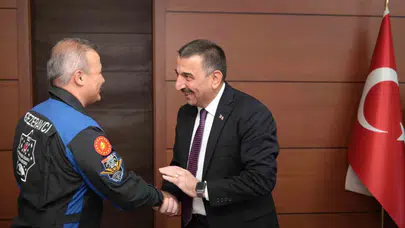 Uzay yolculuğunun kahramanı Zonguldak’ta: Gençlerle buluşmak için şehre geldi