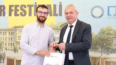 Tarihin dijital imzası: Bursa’nın 700 yıllık mirası gençlerin objektifinden dünyaya açıldı