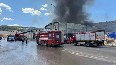 Gaziantep’te korku dolu saatler: Tekstil fabrikasındaki alevler 5 saatte dindirildi
