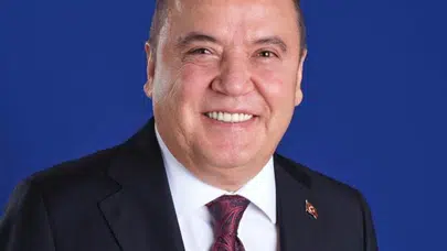 Böcek’in cezaevi günlerinde şok itiraf: "Çantayı masasına bıraktım, 950 bin euroyu teslim ettim"