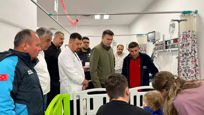 Gümüşler’de selin yaraları sarılıyor: Vali Akmeşe hastanede afetzedelerin yanında