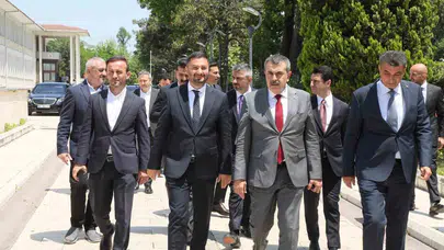 Eğitimde yerel iş birliği vurgusu: Bakan Tekin’den Kağıthane mesaisi
