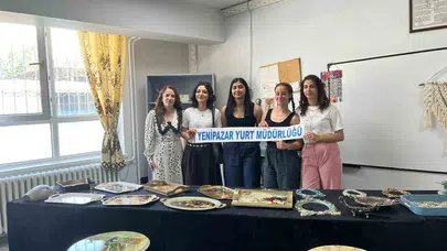 Yurt sıralarından sanat atölyesine: Gençlerin hünerleri hayran bıraktı