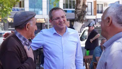 Ayvalık’ta bayram bereketi: 1 milyonluk ziyaretçi akınına belediye ekipleri yetişti