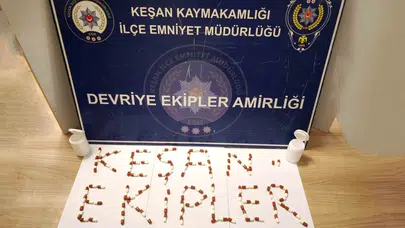 Keşan’da zehir tacirlerine geçit yok: Evinden cephanelik gibi uyuşturucu çıktı