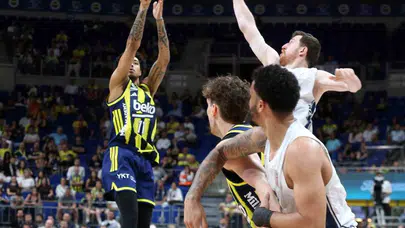 Ülker’de nefes kesen geri dönüş: Fenerbahçe Beko imkansızı başardı