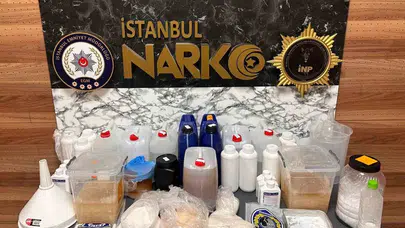 Bayrampaşa'da zehir tacirlerine ağır darbe: Ev değil laboratuvar kurmuşlar