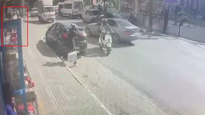 Çocuk kavgası büyüdü, ortalık savaş alanına döndü: Bıçaklı dehşet kamerada