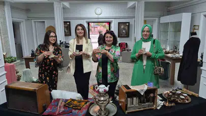 Eskişehir’de zaman tüneli: Sandıklardan çıkan hatıralar gün yüzüne çıktı