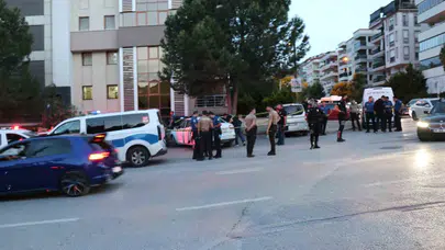 Denizli’de dehşet anları: Otomobilin içindeki iki kardeşe kurşun yağdırdı