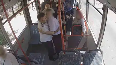Otobüste hayat kurtaran dakikalar: Yolcular ve şoför tek yürek oldu
