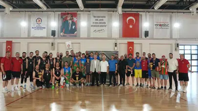 Parkelerin efendileri belli oldu: İki aylık basketbol maratonu şampiyonlukla taçlandı