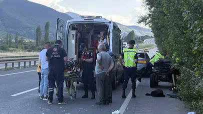 Tosya yolunda korkutan kaza: Kontrolden çıkan ATV bariyerlere ok gibi saplandı