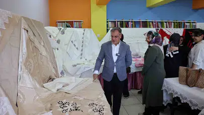 Hacılar'da sanat rüzgarı: Kursiyerlerin bir yıllık emeği görücüye çıktı