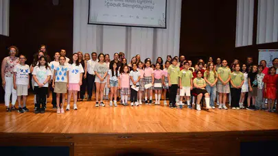 Geleceği bugünden inşa ediyorlar: İzmirli öğrenciler iklim krizine karşı el ele verdi