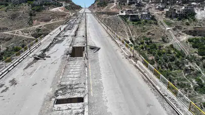 Suriye’de ulaşım düğümü çözüldü: Stratejik Rastan Köprüsü yeniden ayakta