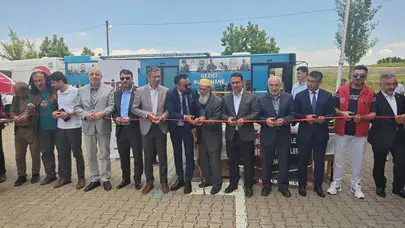 Muş’ta tarih sahnesi kuruldu: Minik öğrenciler kahramanları canlandırdı