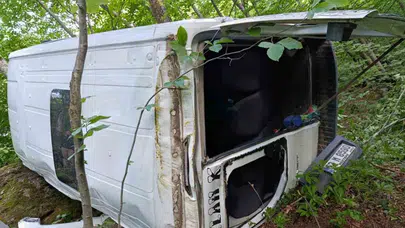 Ordu’da dehşet anları: Minibüs uçuruma uçtu, can pazarı yaşandı