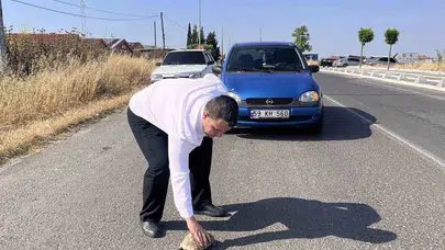 Trafikteki o anlar yürekleri ısıttı: Bir can için direksiyonu kırdı