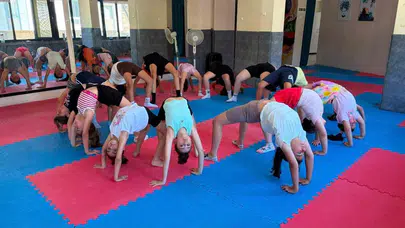 Germencik’te minik sporcuların yaz mesaisi: Hem eğleniyor hem güçleniyorlar