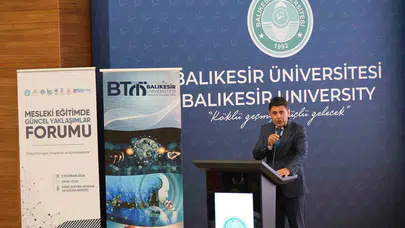 Gençlerin kariyer rotasını Türkiye’nin ulaştırma vizyonu çizecek: Bakan Yardımcısı Boyraz’dan öğrencilere stratejik tavsiyeler