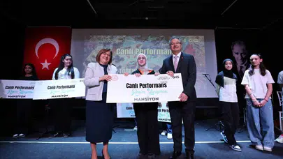 Gaziantep’te Sanat Rüzgarı: Geleceğin Yıldızları Sahnede Devleşti