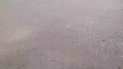 Edirne’de mevsim normallerinin dışına çıkan hava: Kapıkule bir anda beyaza büründü