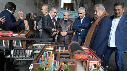 Tarihin kalbinde sanat şöleni: Erzurum’un ustaları Çifte Minareli Medrese’de buluştu