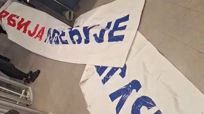 Zirve öncesi şok operasyon: Karadağ'a inen 87 kişiye "istenmeyen kişi" engeli