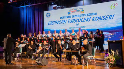 Yaşın sadece bir sayı olduğunu kanıtladılar: Tazelenme Üniversitesi sahne tozunu yuttu