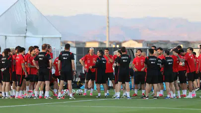 Ay-Yıldızlılar Amerika yolunda: Arizona’da taraftarla buluştular