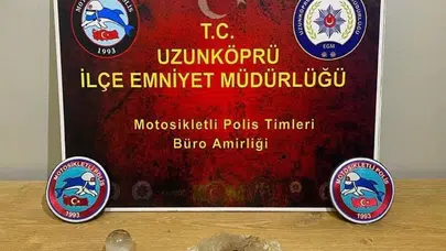 Uzunköprü’de Yunus timlerinden zehir tacirlerine geçit yok: Araçta uyuşturucu zulası yakalandı