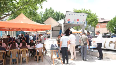 Sarıgöl’de vefa buluşması: Merhum Başkan Ferdi Zeyrek dualarla yad edildi