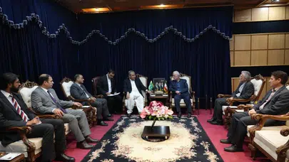 Tahran hattında kritik diplomasi trafiği: Pakistan arabuluculuk için vites yükseltti