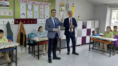 Kütahya’dan Hisarcık’a uzanan gönül köprüsü: Öğrenciler kardeşlerini unutmadı