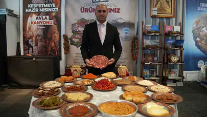 Kayseri’nin lezzet ve kültür rüzgarı İstanbul’da esiyor: Bir kaşığa 40 mantı sığdırdılar