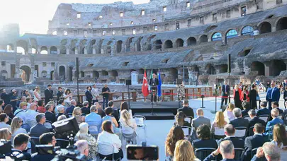 Roma’nın kalbinde Anadolu rüzgarı: Kolezyum’da dev buluşma