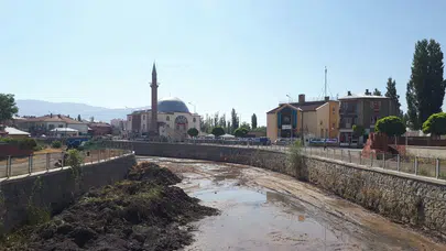 Kuraklık zincirini kırdı: Sivas’ın simgesi ırmak coşkuyla akmaya başladı
