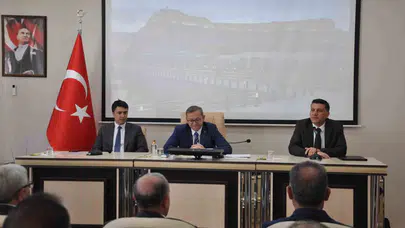 Vali Polat’tan bürokratlara "proje" resti: Mazeret değil, hizmet istiyorum