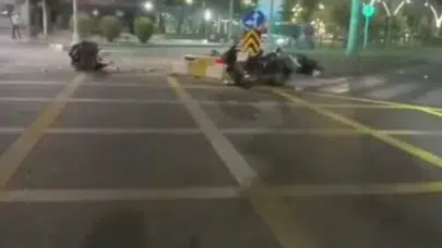 Batman’da dehşet anları: Kavşakta motosikletler birbirine girdi, o anlar saniye saniye kaydedildi