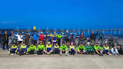 Samsun’da pedallar doğa için döndü: Sahil şeridi bisiklet tutkunlarıyla renklendi