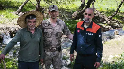 Tunceli'de 12 saatlik kabus: Dağda mahsur kalan vatandaş sağ salim kurtarıldı